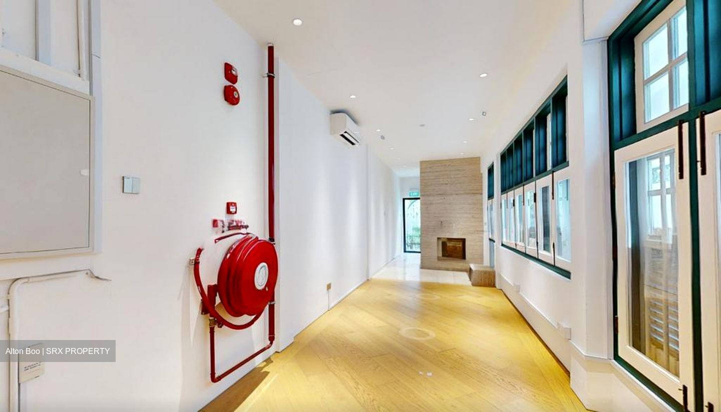 4 SAGO LANE (D1), Retail #495912271